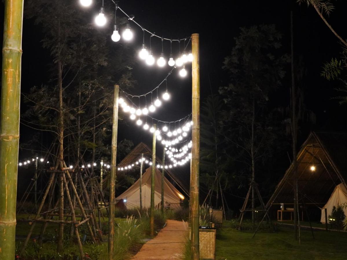 Yellowstone Camps Resort Khao Yai Pak Chong Eksteriør billede